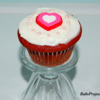 Red Velvet Cupcake with Vanilla Cream Cheese Frosting