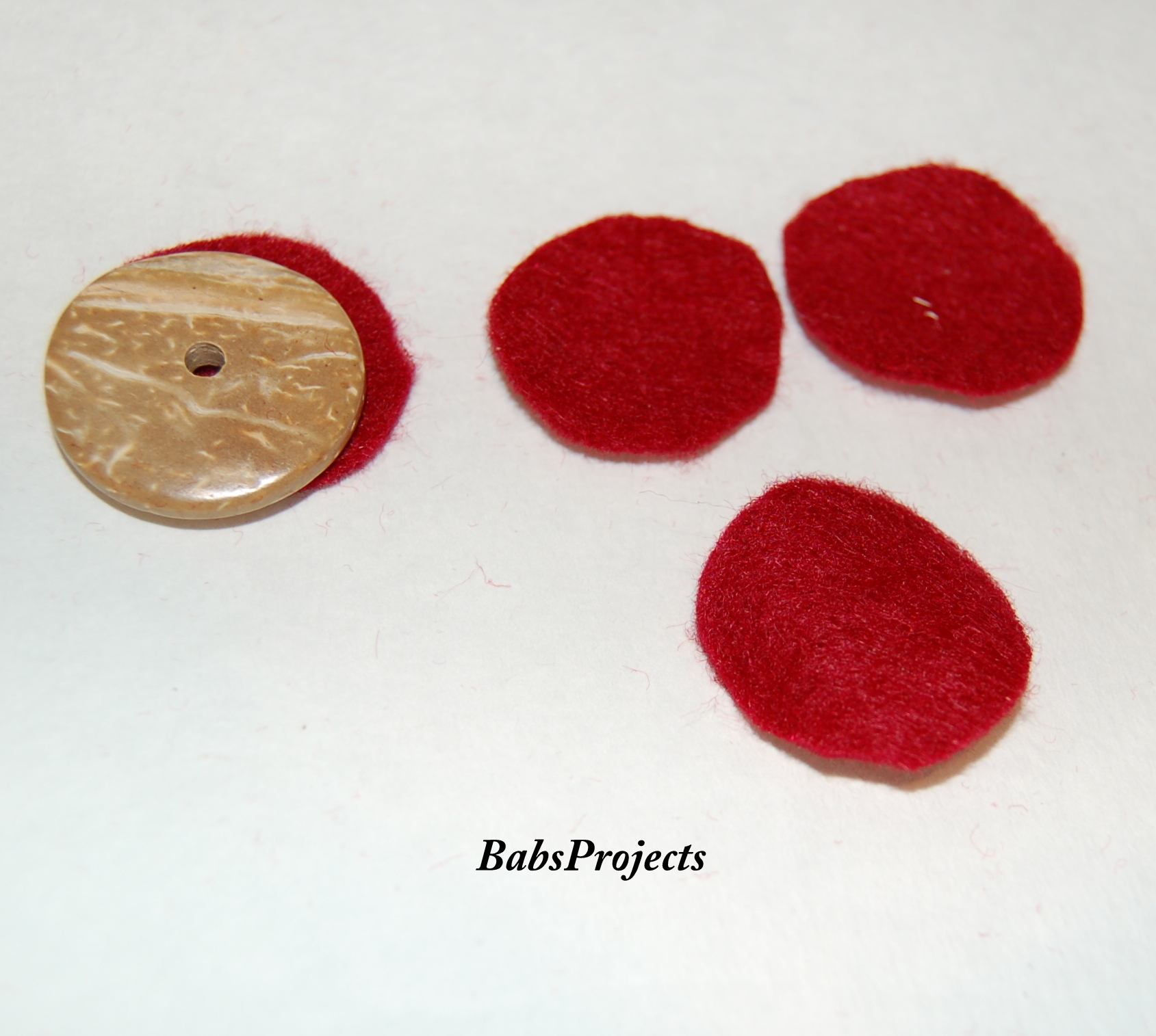 Fabric Covered Wooden Bead Refrigerator Magnets – Babs Projects