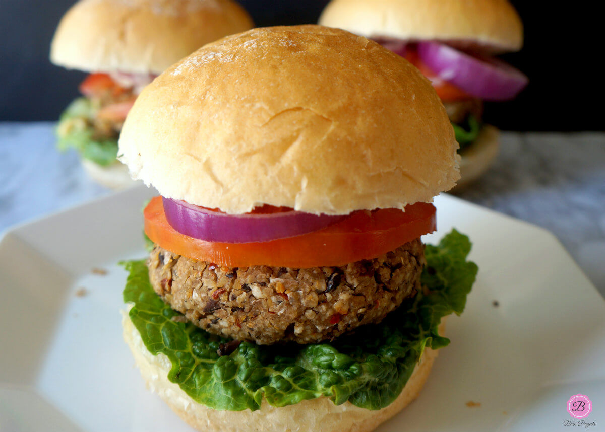 Black Bean and Chickpea Burgers